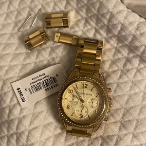 Michael Kors Runway watch with glitz (Authentic)